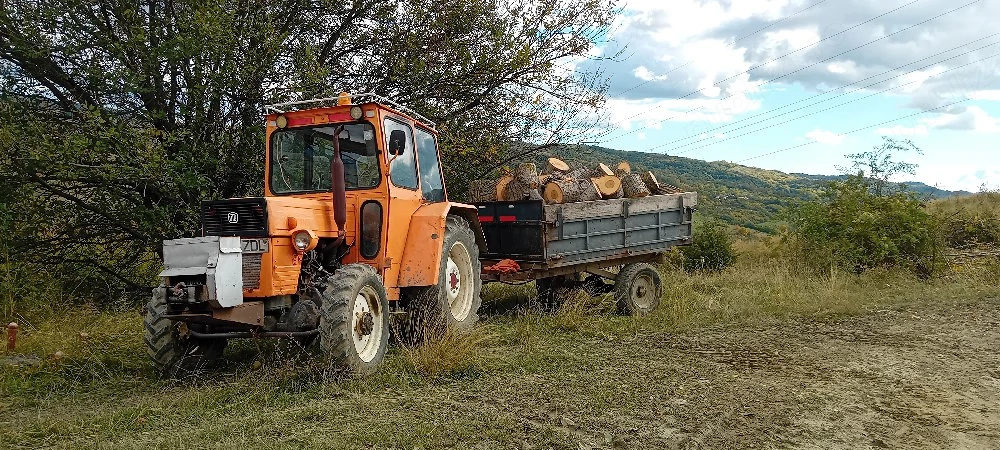 Tractor U445 DT, 