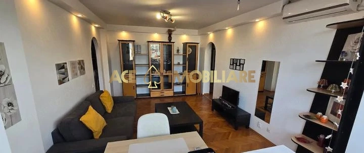2 Camere de inchiriat | Unirii | Pet-friendly | Metrou 