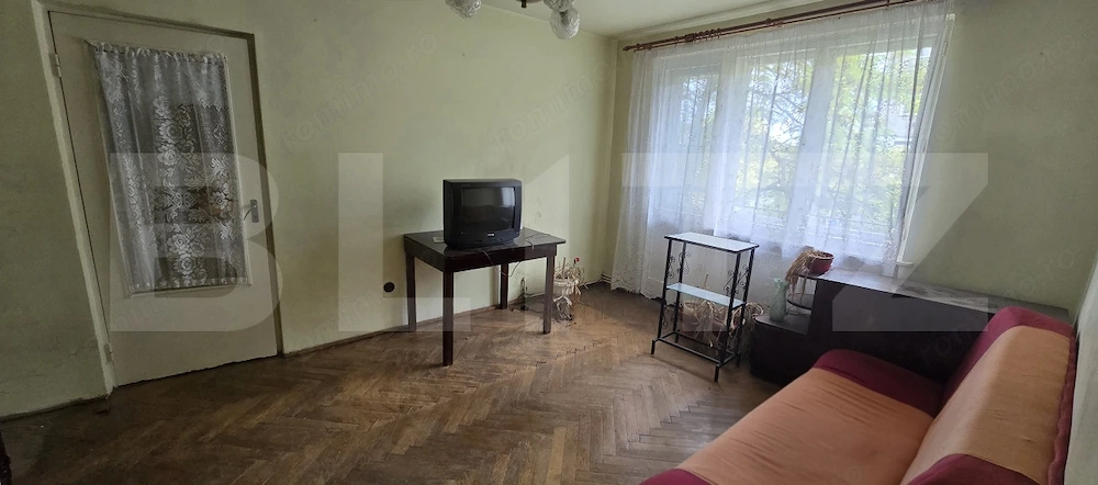 Apartament 2 camere, 40 mp - zona Carpati 1