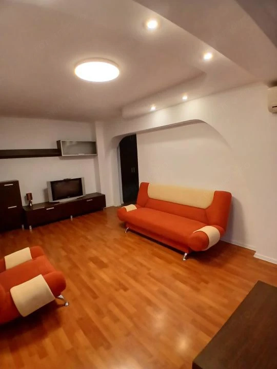 Ultracentral, 3 camere, MODERN