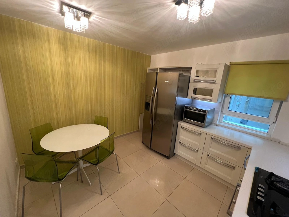 Apartament lux 4 camere metrou 