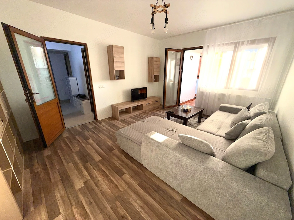 Apartament 2 camere spatios, decomandat, mobilat, terasa mare inchisa, Dorobanti - Liceul Caragiale