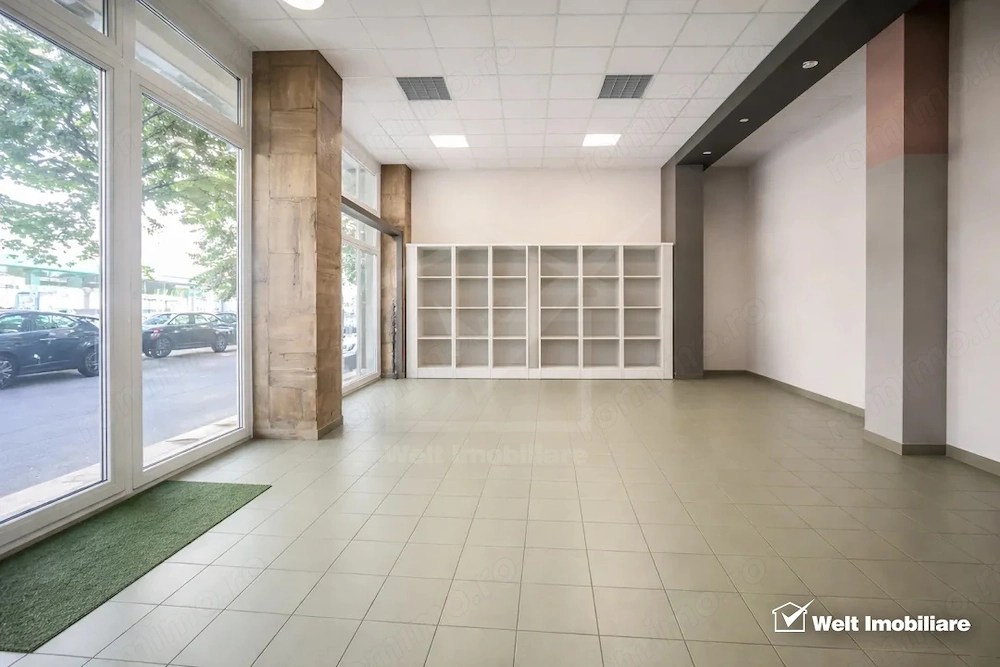 Spatiu comercial ,doua sali de desfacere,  depozit, birou, Str.Fabricii