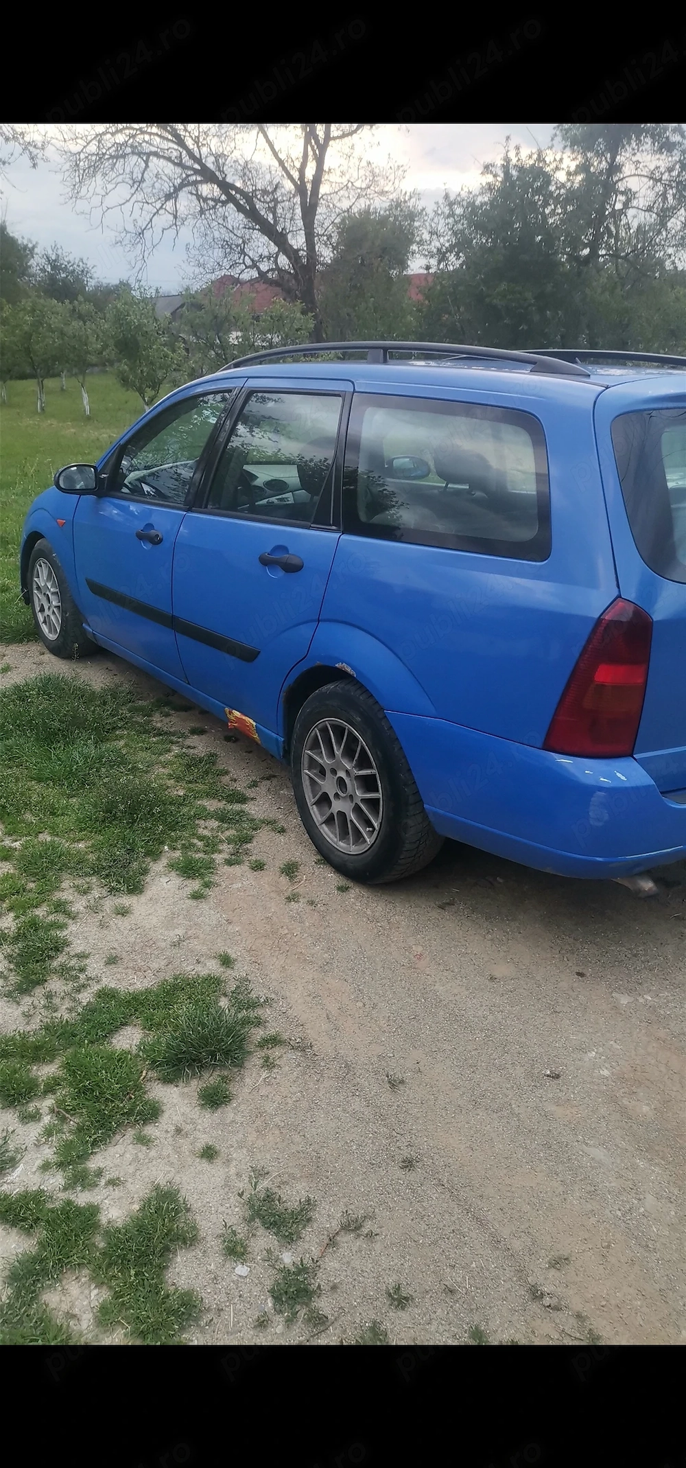 Vând sau dezmembrez ford focus