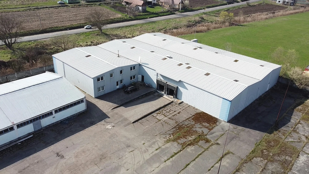 De vanzare Hala Metalica izolata 1800 mp si birouri 120 mp pe platforma de 2500 mp