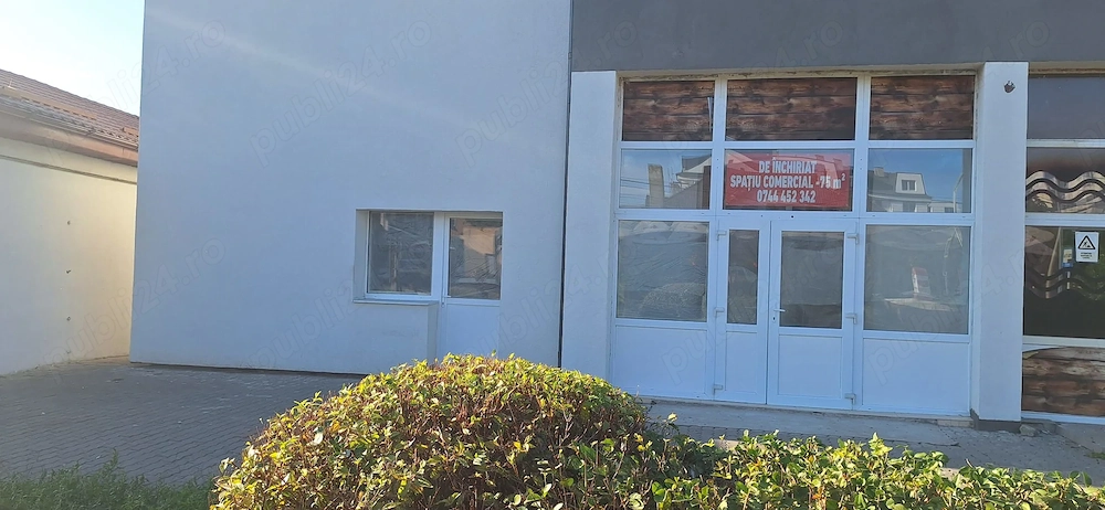 Închiriez spațiu comercial în centrul din Cristești   75 mp