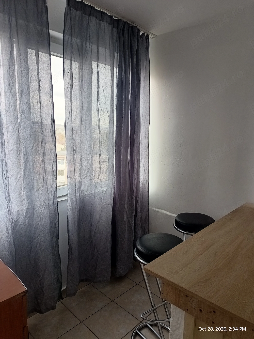 Particular ofer garsonieră complet utilată și mobilată (Brazda langa piata), accept credit
