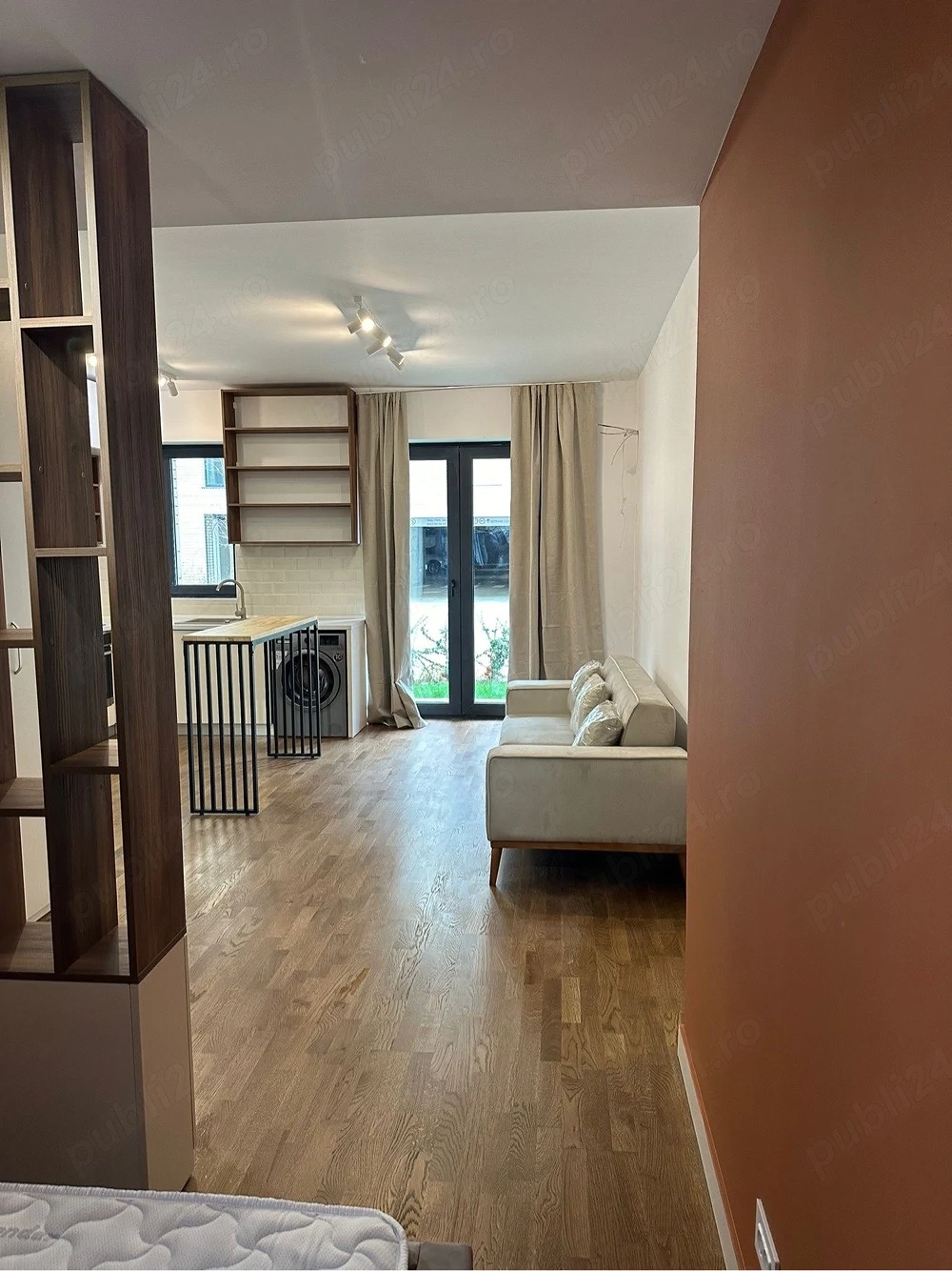 Studio Parter cu gradina Avalon Estate!