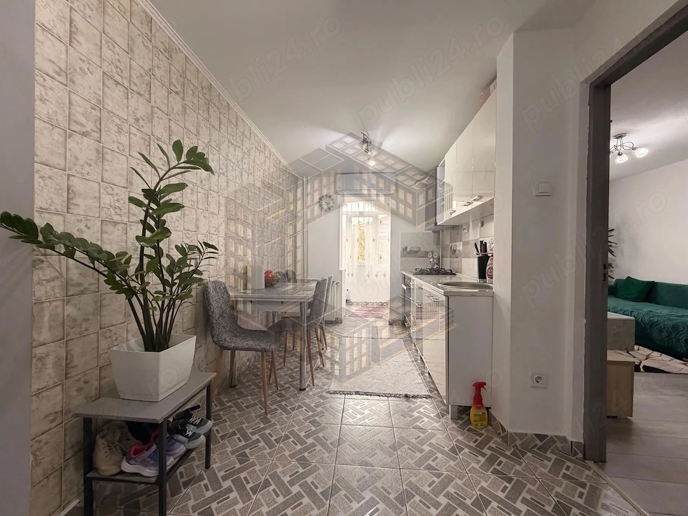 Apartament cu 2 camere, decomandat, renovat,de vanzare, zona Lipovei