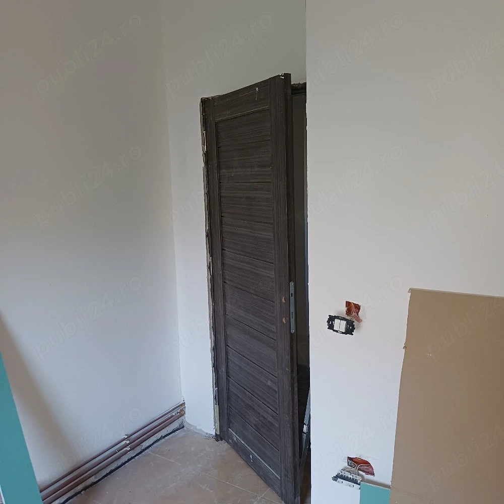 Persoana fizica vând apartament