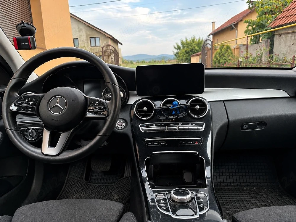 Mercedes-Benz c-180d 2020