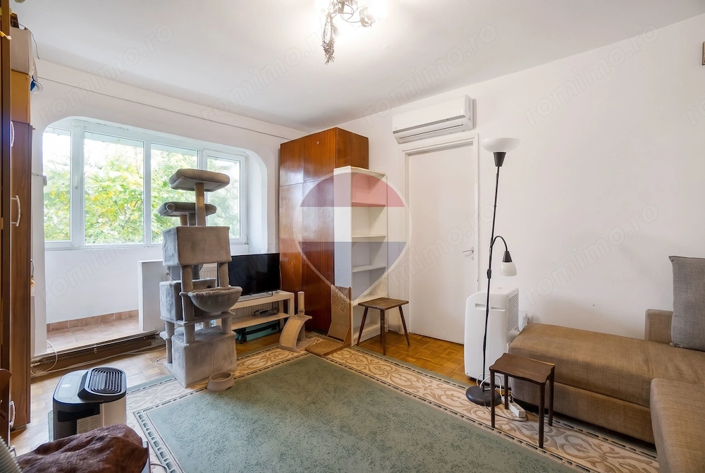 Apartament cu 2 camere de vanzare Saturn