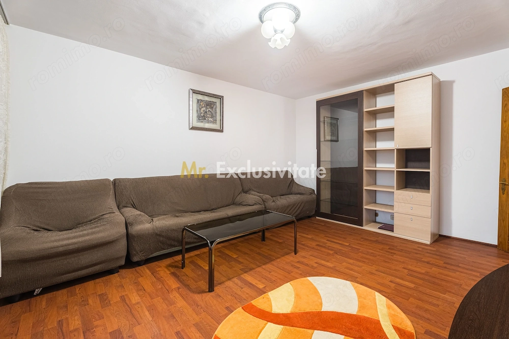 4 camere cu boiler, 13 Septembrie