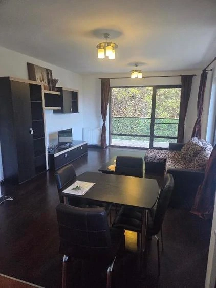 Inchiriez apartament 2 camere in complexul Tampa Gardens , 530 euro luna