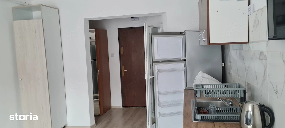 Garsonieră de închiriat, 24mp, mobilată