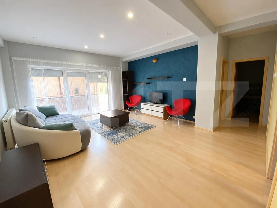 Apartament 3 camere, 77mp, parter
