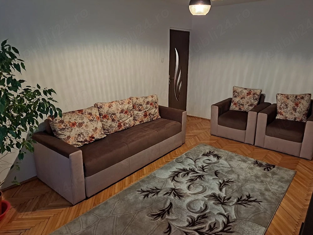 Inchriez apartament Alba Iulia Ampoi 3 