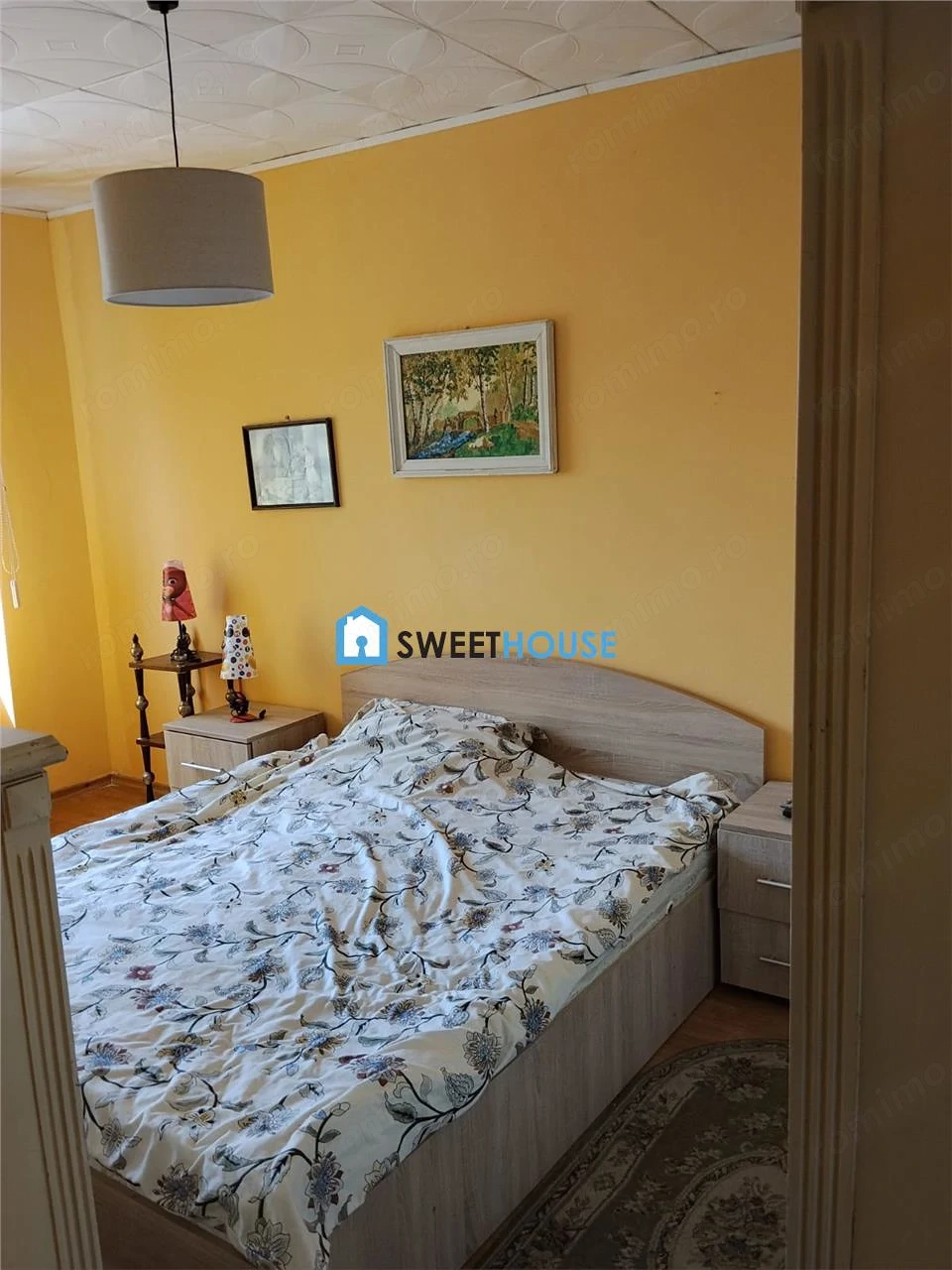 Apartament cu 4 Camere  Zona Ultracentrala  B-Dul Unirii