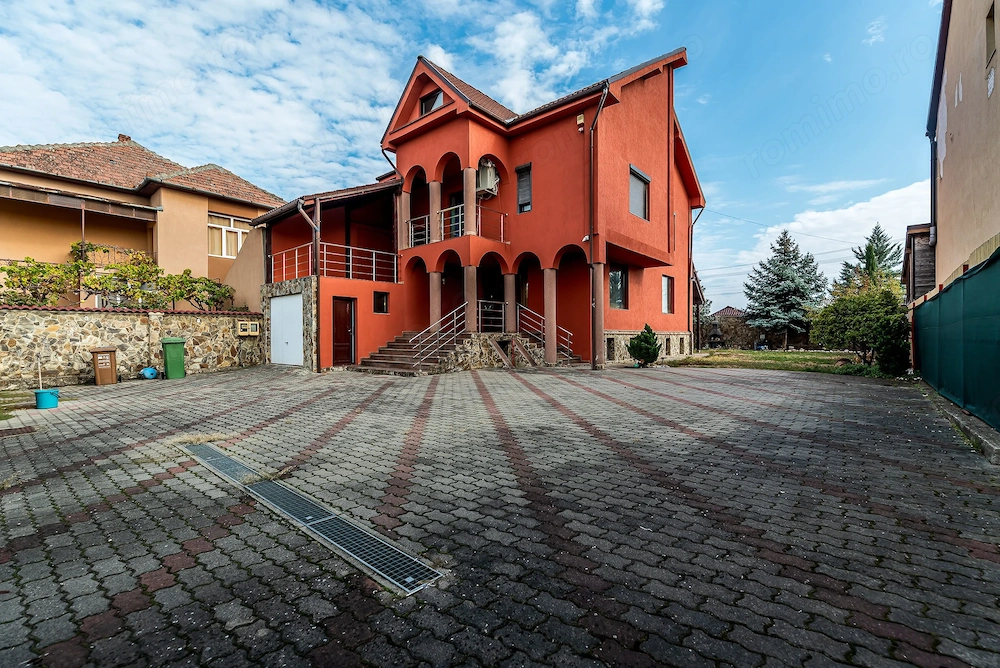 Vila 6 camere - Garaj si Gradina - Gradiste - COMISION 0