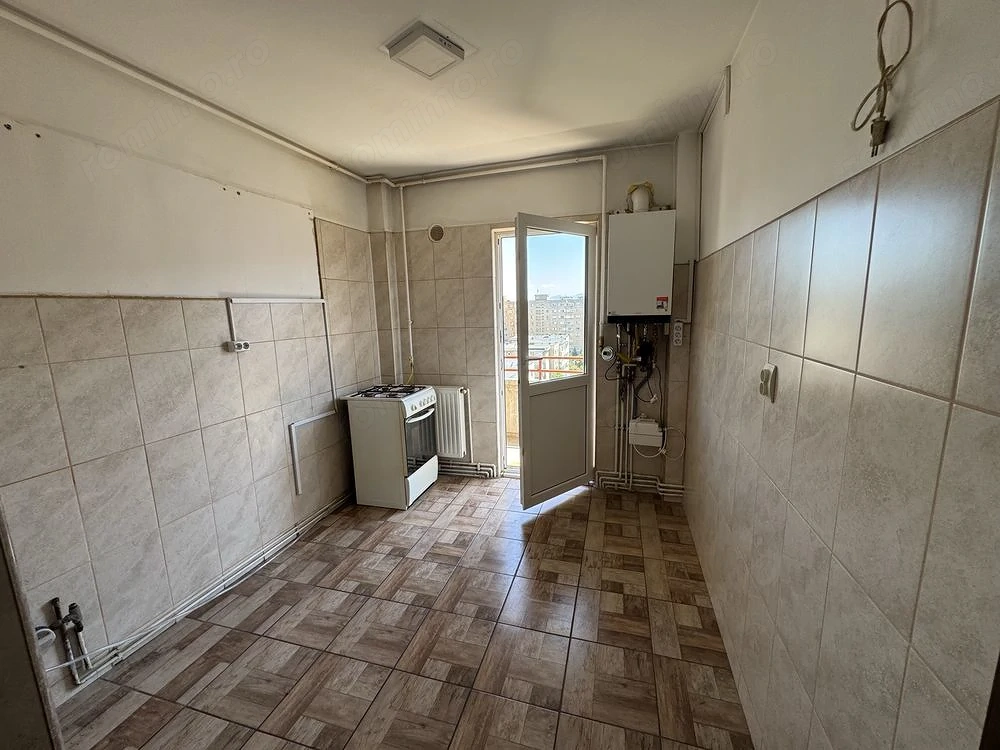 Vand apartament 3 camere