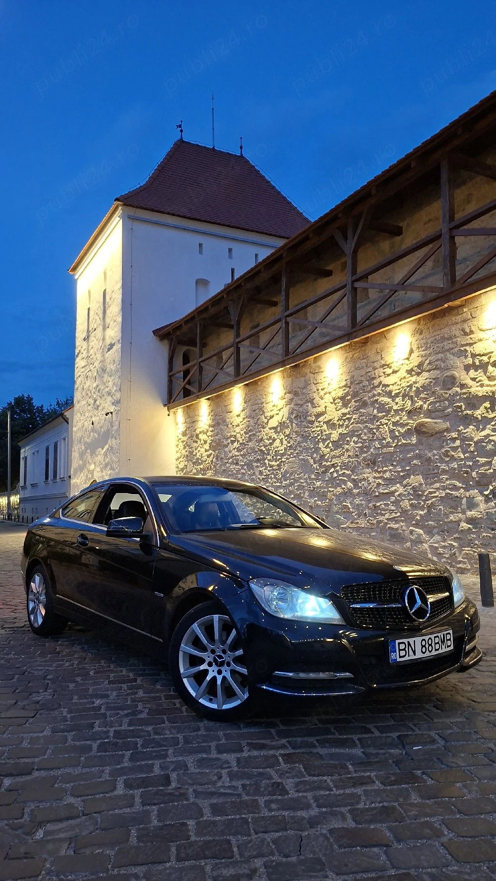Mercedes-Benz  C180 CGI Coupe