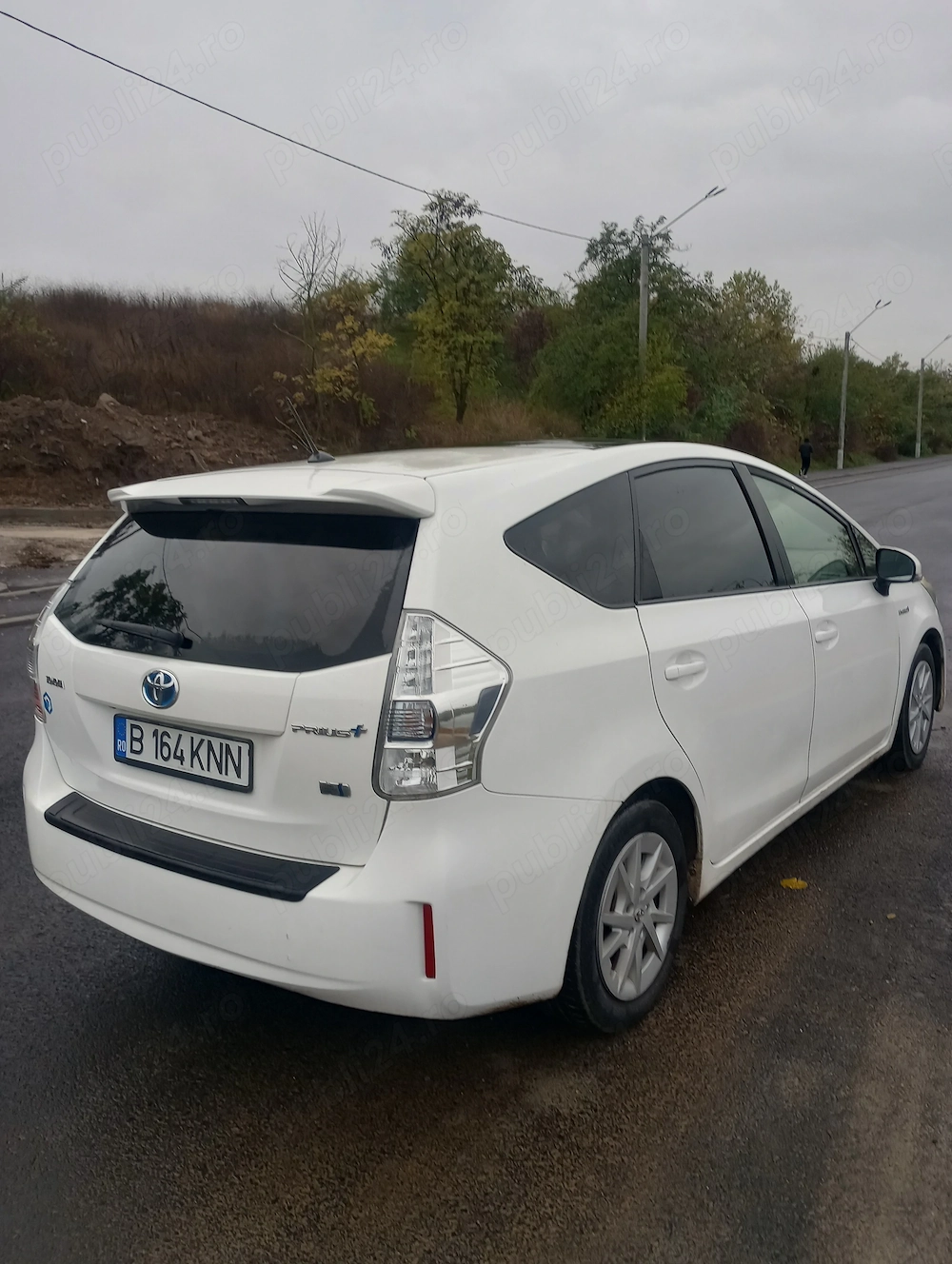 Toyota Prius plus 