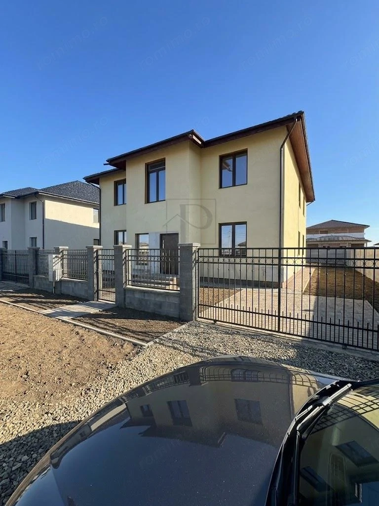 Oferta speciala: Jumatate de duplex cu doua apartamente (Parter + Etaj) curte - finisaje la cheie – 