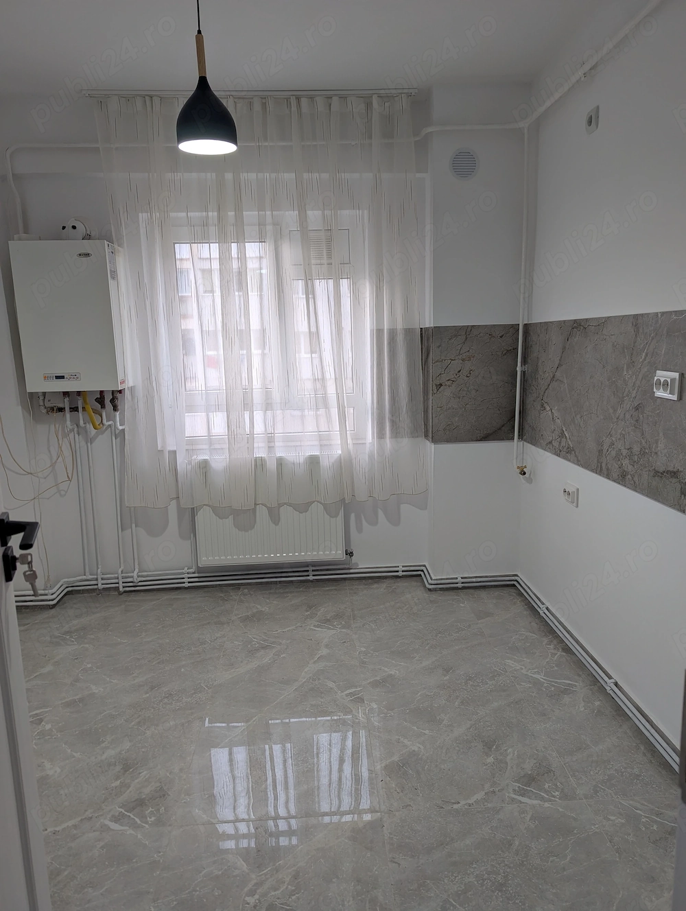 Pers fizica ap 3 cam decomandat et intermediar 73 mp