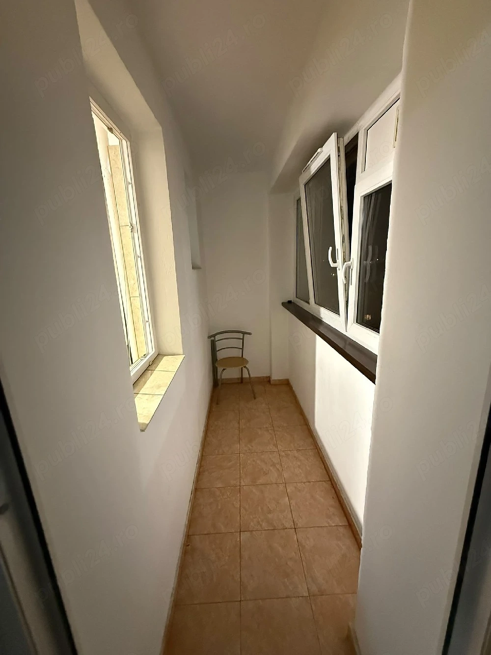 Persoana fizica Vanzare garsoniera confort 1 