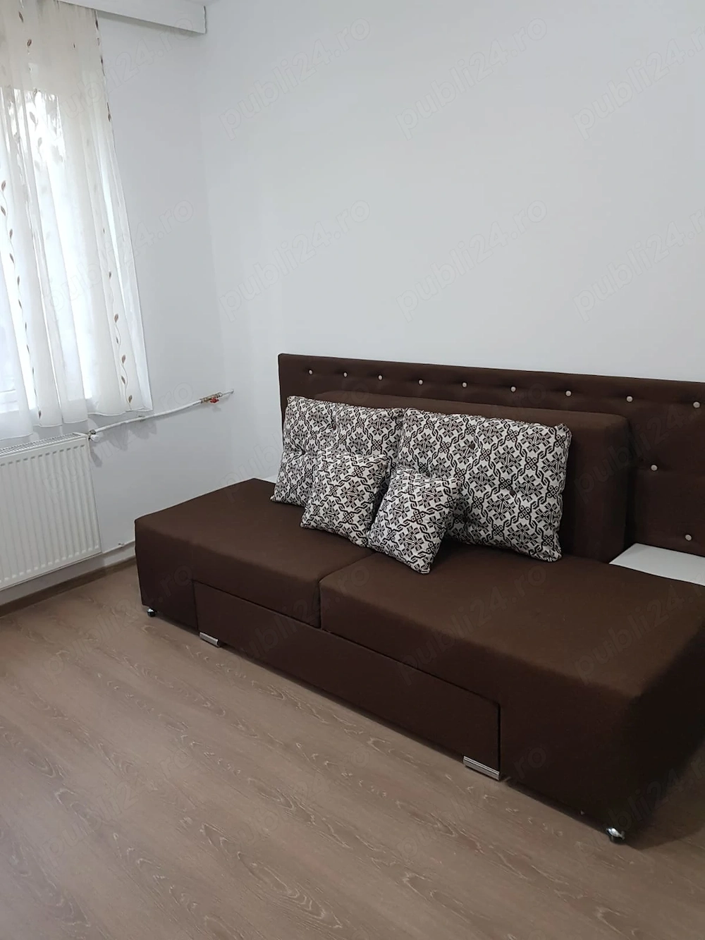 proprietar inchierieze garsoniera zona cet