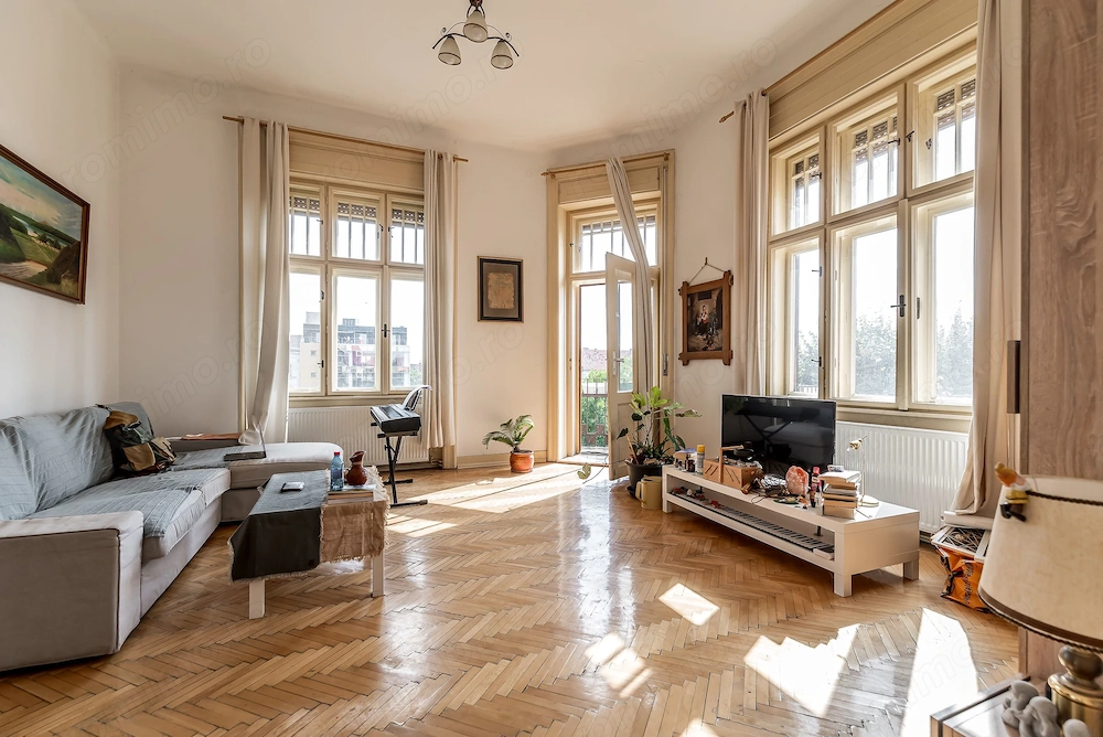 3 camere în Palatul Gemeinhardt, pe malul Begăi | Timișoara