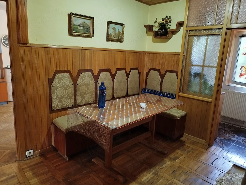 Vând apartament cu 3 camere decomandat ( Govândari )