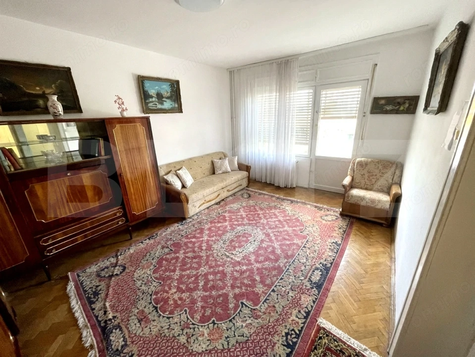 APARTAMENT 3 CAMERE DE VÂNZARE | ROGERIUS | VEDERE SPRE ORĂȘELUL COPIILOR
