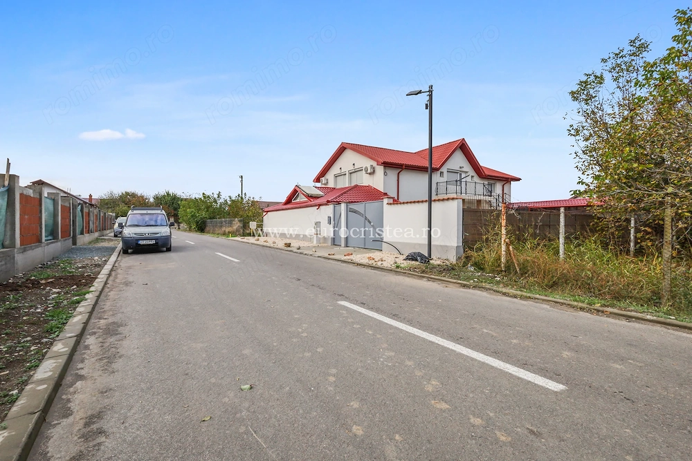 Casă de vânzare în 2 Mai   Strada Domnița Bălașa, la 600 m de plajă