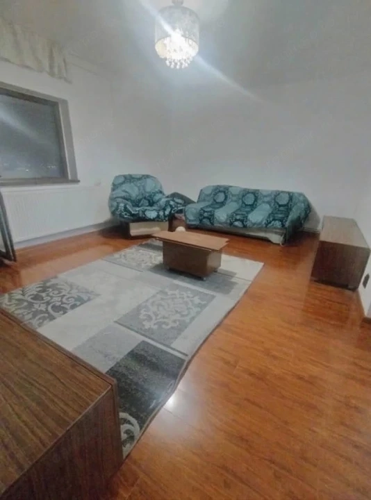Apartament cu 3 camere central