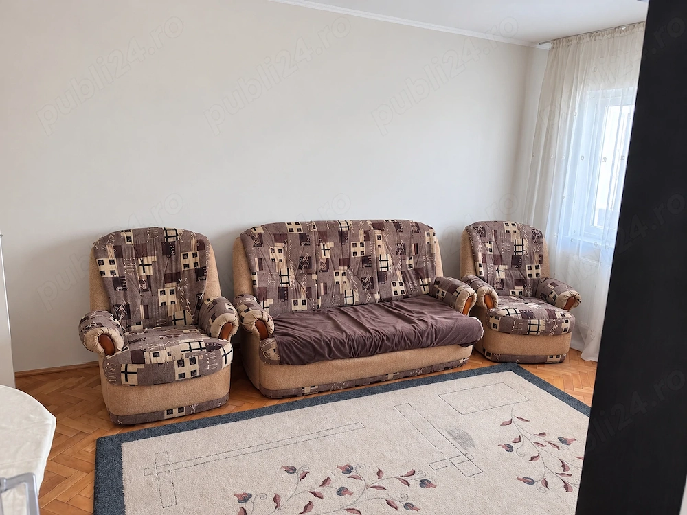 Chirie apartament 3 camere decomandate, 69 m , mobilat | Calea Traian, Satu Mare