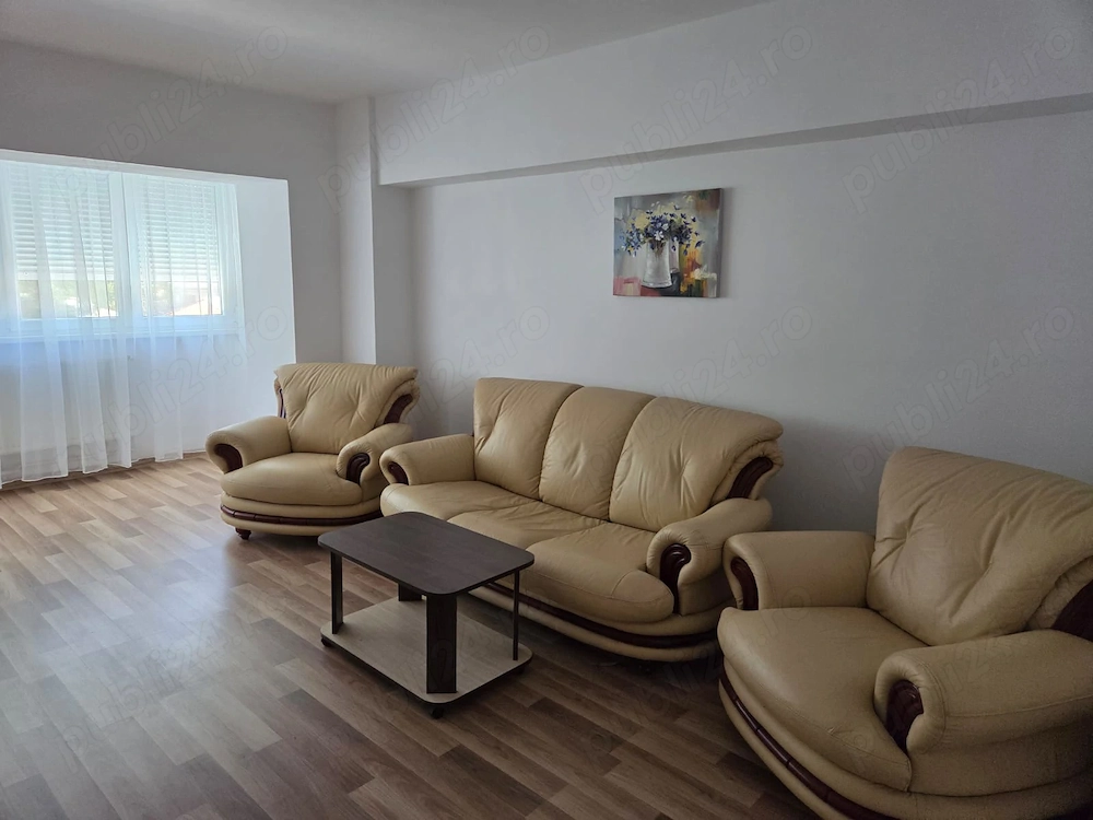 Apartament 3 camere decomandat, 2 băi, bloc 2008, central, str. Libertății, Reșița