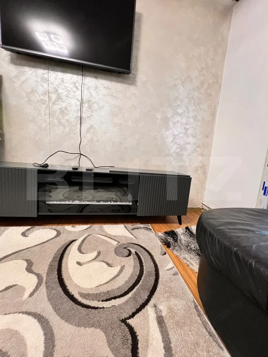  Apartament de vânzare – Hunedoara