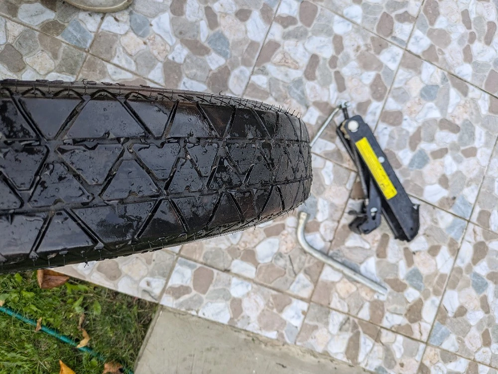 Kit roată rezervă Slim