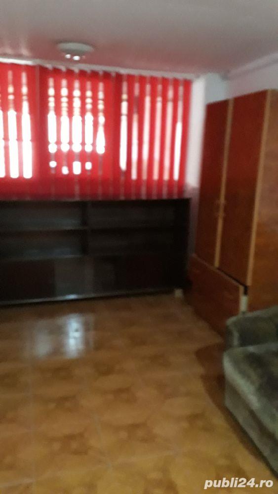 apartament de inchiriat