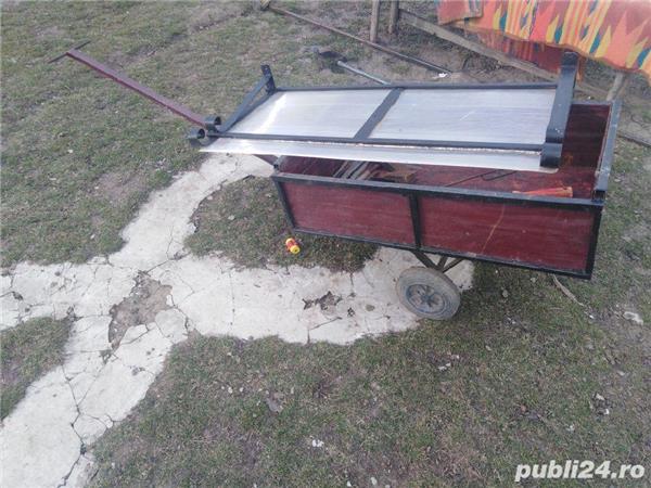 Sfredere, securi, dălți, topoare, greble, sapi, cuiere, carucioare