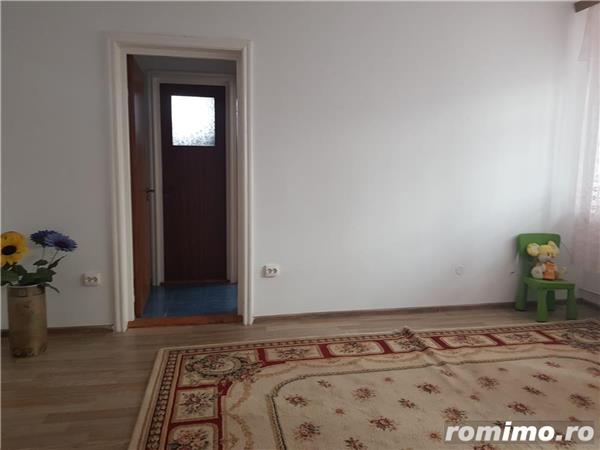 Apartament 3 camere nemobilat de inchiriat in TOMIS 3