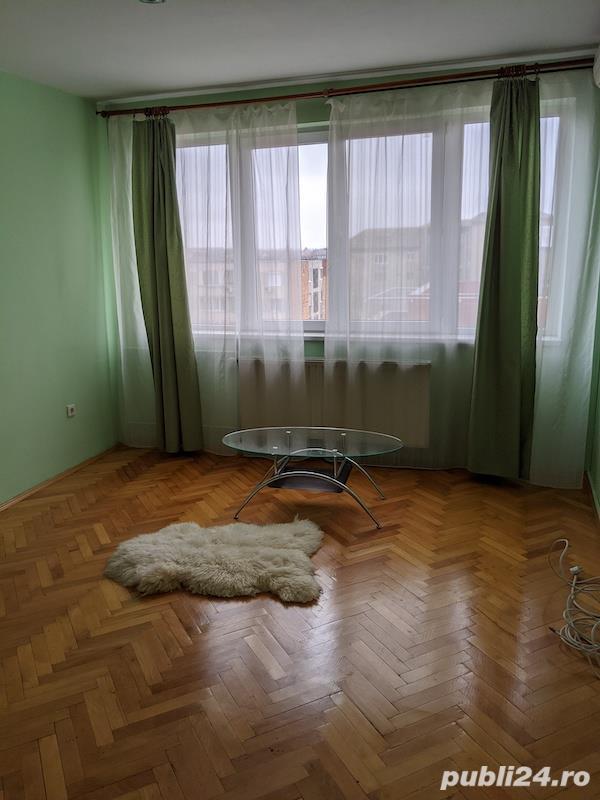 Inchiriez apt. 2 camere decomandate, et 5, Complex