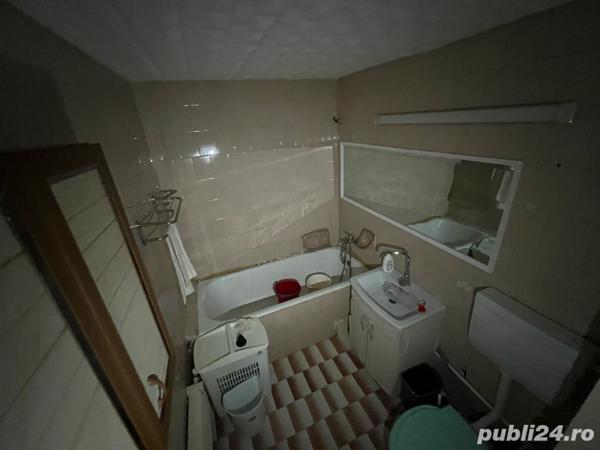 Proprietar vand ap. 4 camere str. Jirlau — fotografia 3