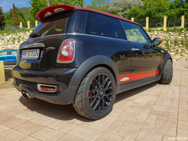 MINI John Cooper Works 2011 — imagine 2