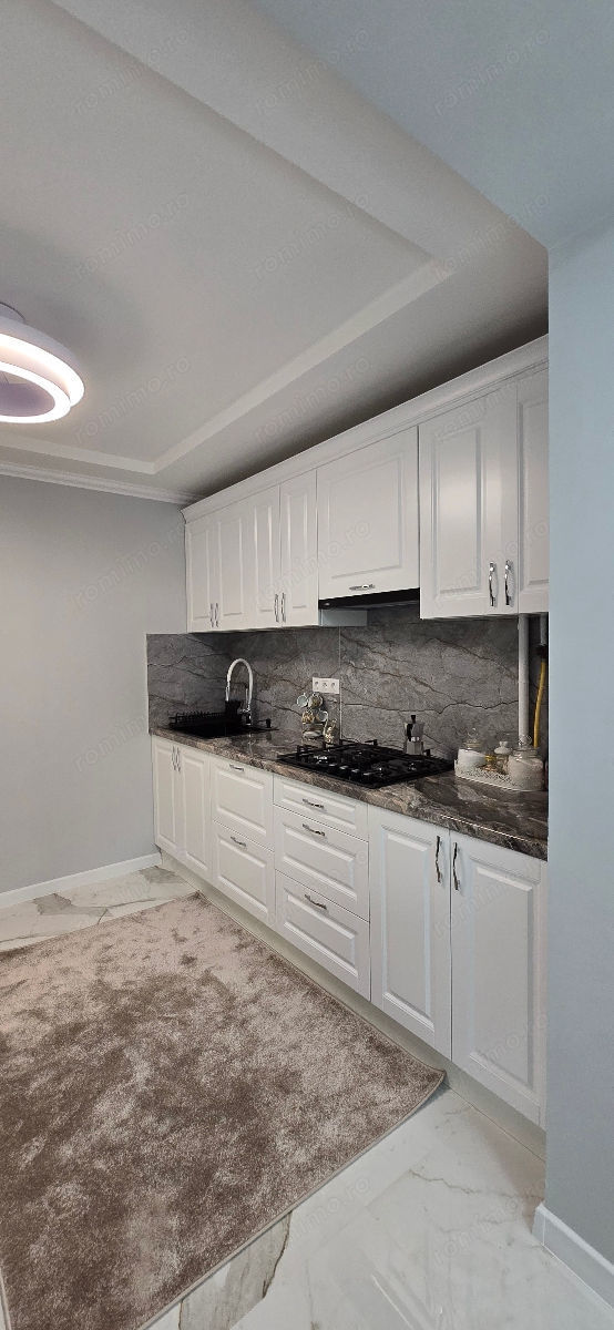 Inchiriez apartament 85,0 mp Piata Romana • Sector 1, Bucuresti