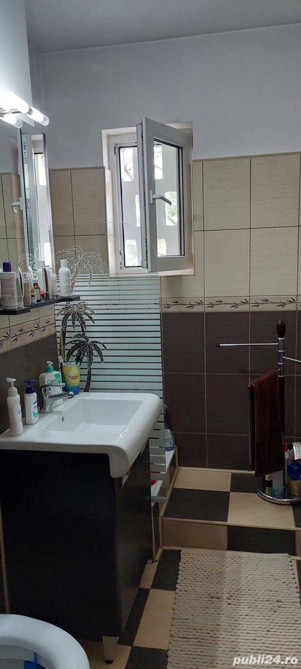 Vand apartament 2 camere zona Nord — fotografia 3