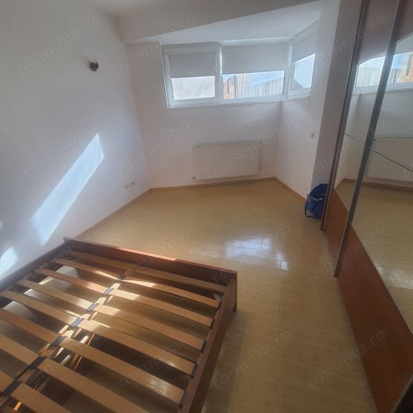 Giurgiului, Piata Progresului, intrarea Plopeni — fotografia 3