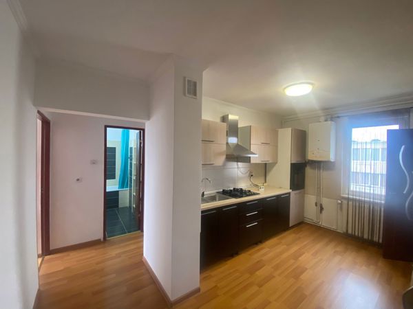 Unirii - Vanzare apartament 3 camere - Str. Iosif Hodos — fotografia 1