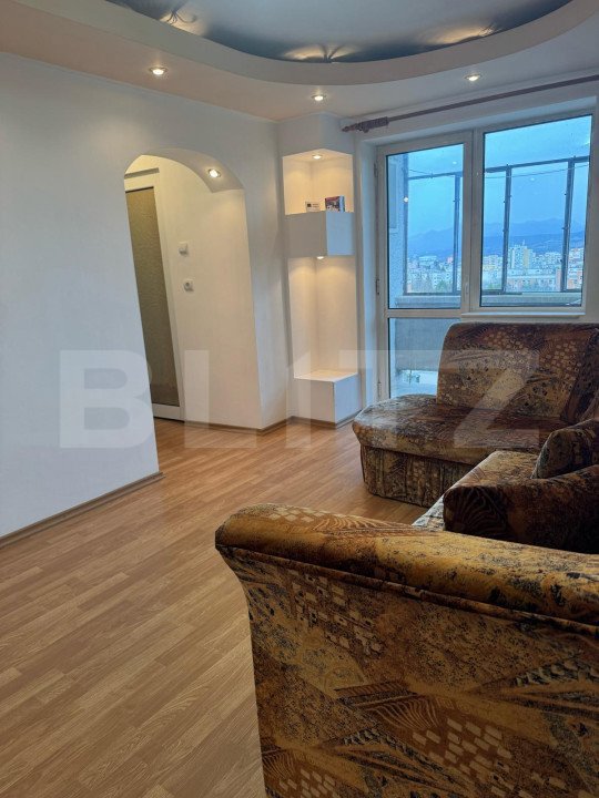 Apartament cu 3 camere, 48 mp, semidecomandat, zona- Titu Maiorescu — fotografia 1